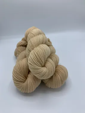 Corriedale-Merino blend, fingering