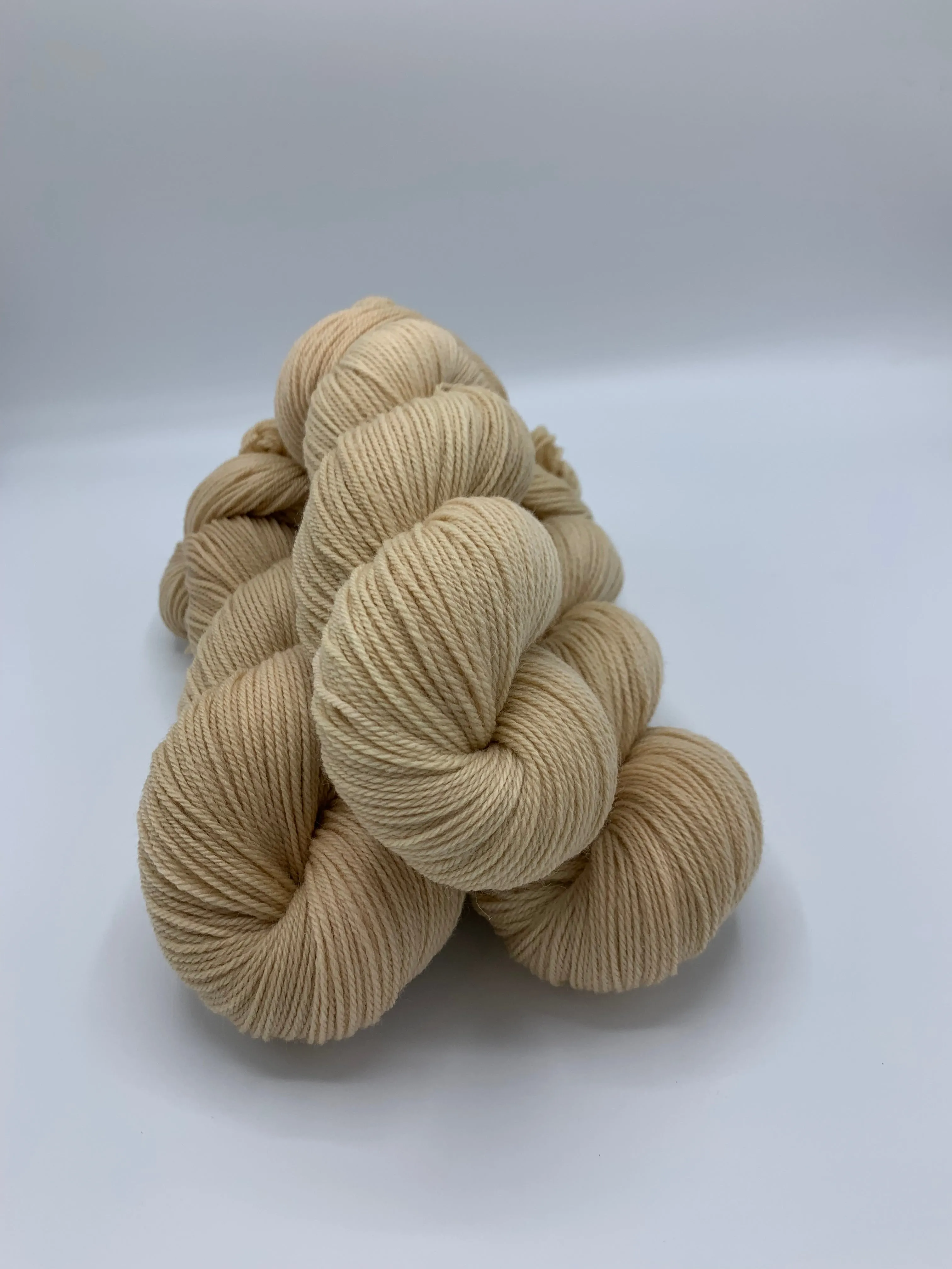 Corriedale-Merino blend, fingering