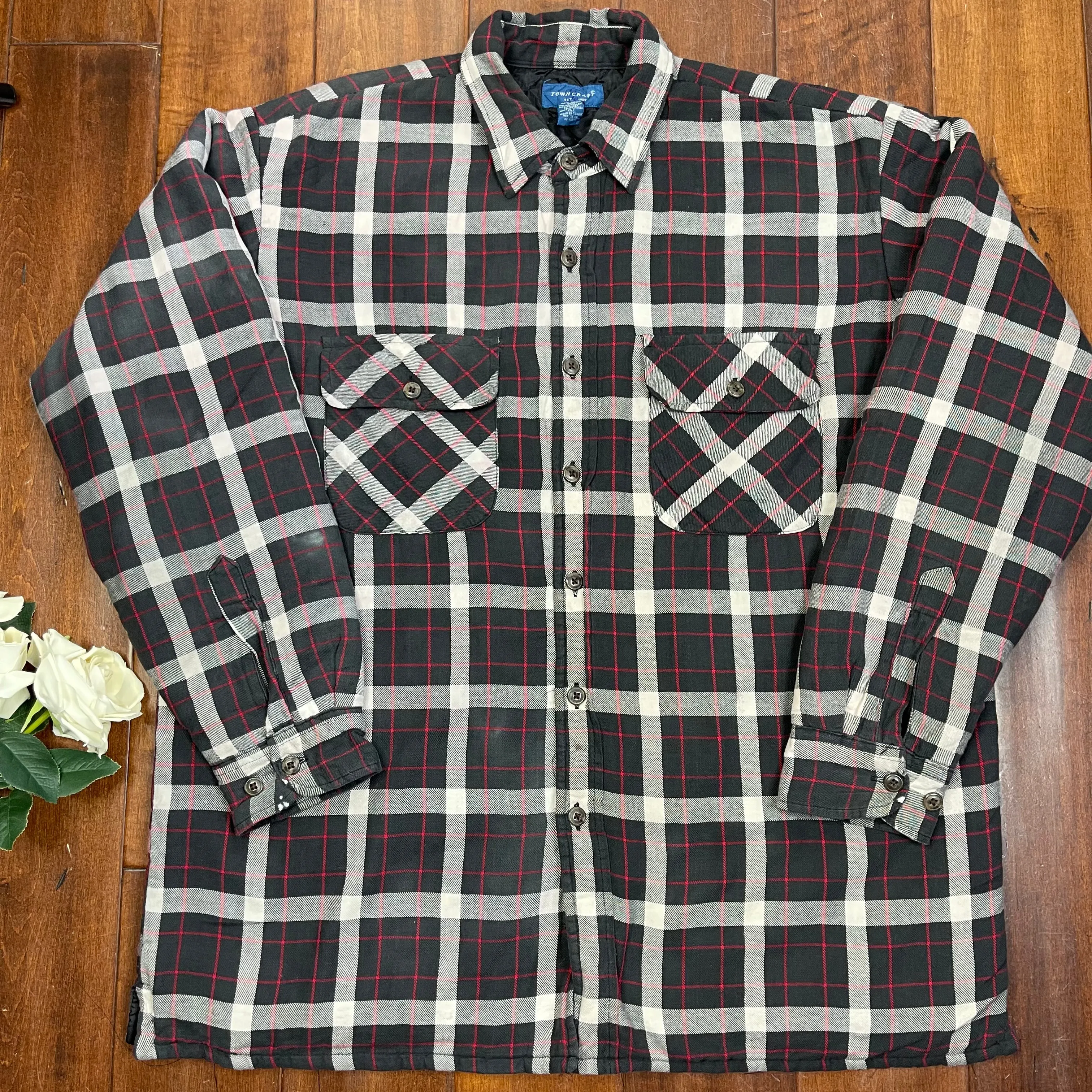 VINTAGE FLANNEL BUTTON-UP